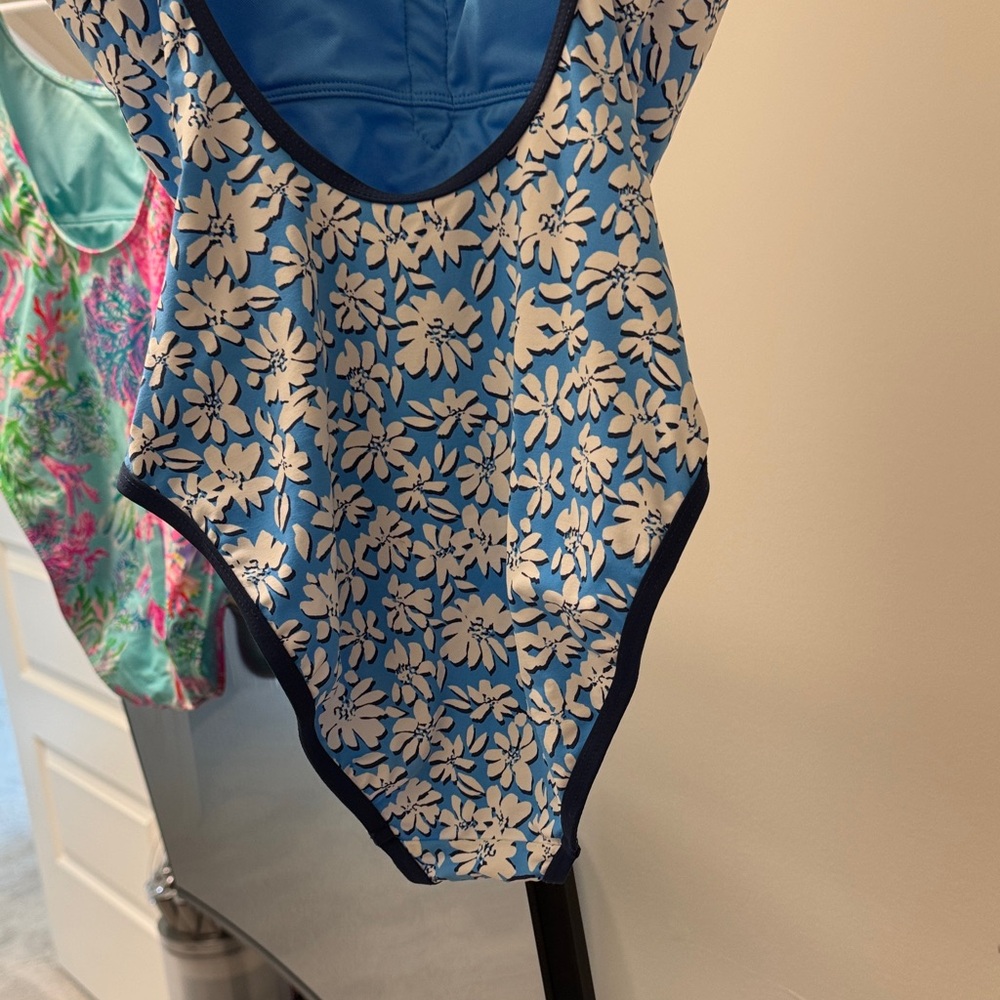 Lilly Pulitzer Blue and White Floral One Piece Swimsuit - Picture 4 of 5